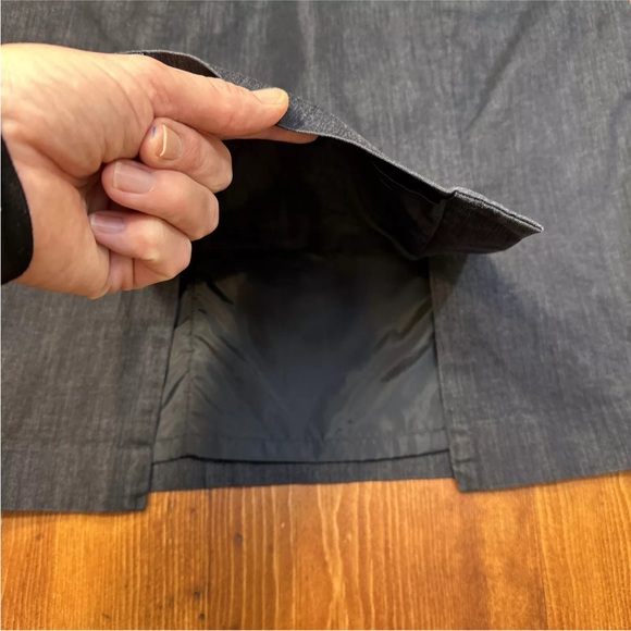 Ann Taylor Loft Size 4 Pencil Skirt Dark Blue Denim-Like Knee Length Pockets - Picture 10 of 13